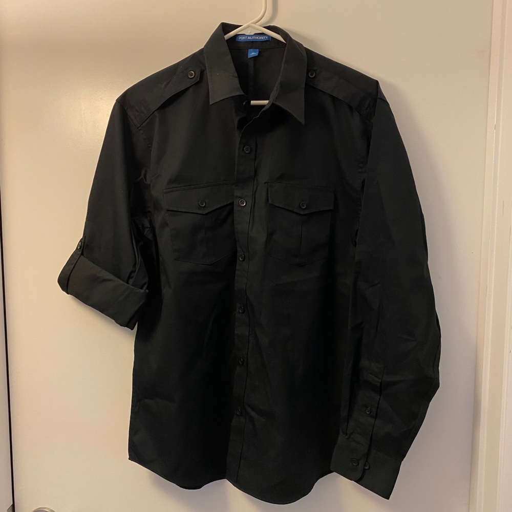 Port Authority black long sleeve - Size Medium